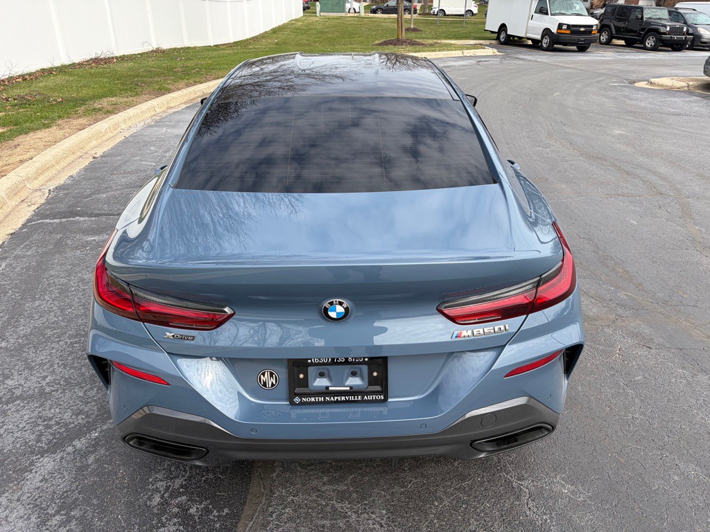 2022 BMW 8 Series Image 10