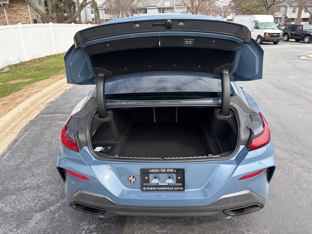 2022 BMW 8 Series Image 24