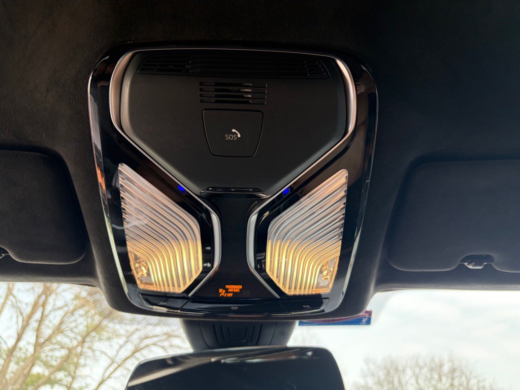 2022 BMW 8 Series Image 37