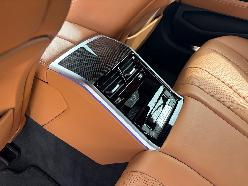 2022 BMW 8 Series Image 49