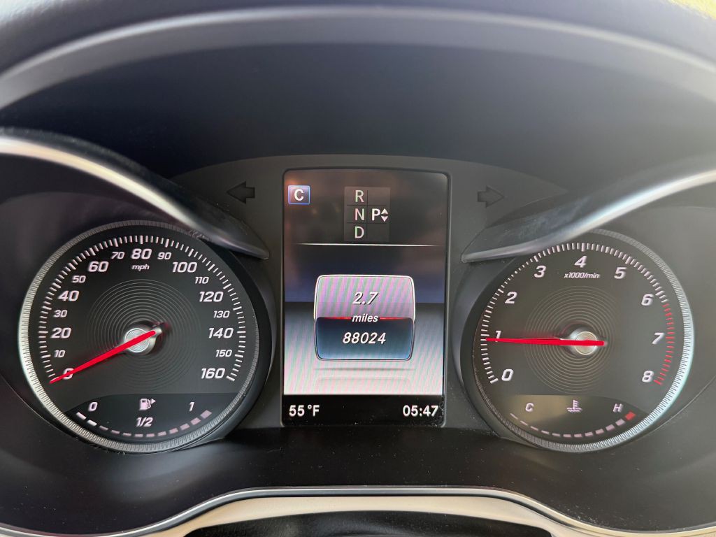 2018 Mercedes-Benz GLC-Class Image 17