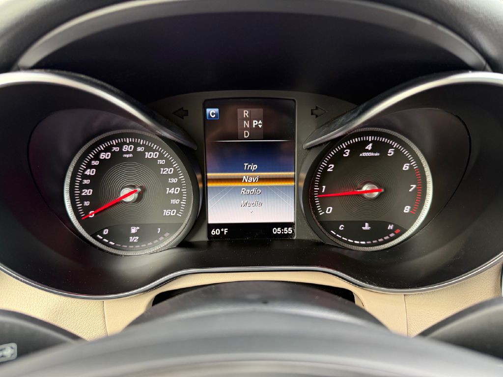 2018 Mercedes-Benz GLC-Class Image 30