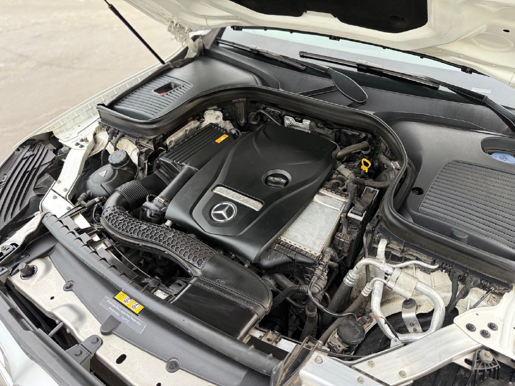 2018 Mercedes-Benz GLC-Class Image 32