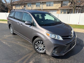 Image for 2020 Toyota Sienna XLE ID: 7310623