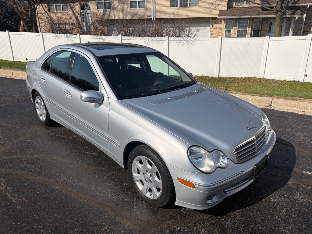 2006 Mercedes-Benz C-Class Image 4