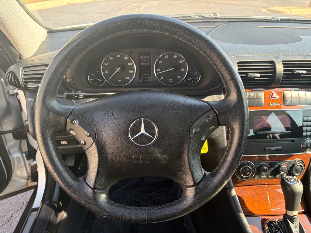 2006 Mercedes-Benz C-Class Image 26