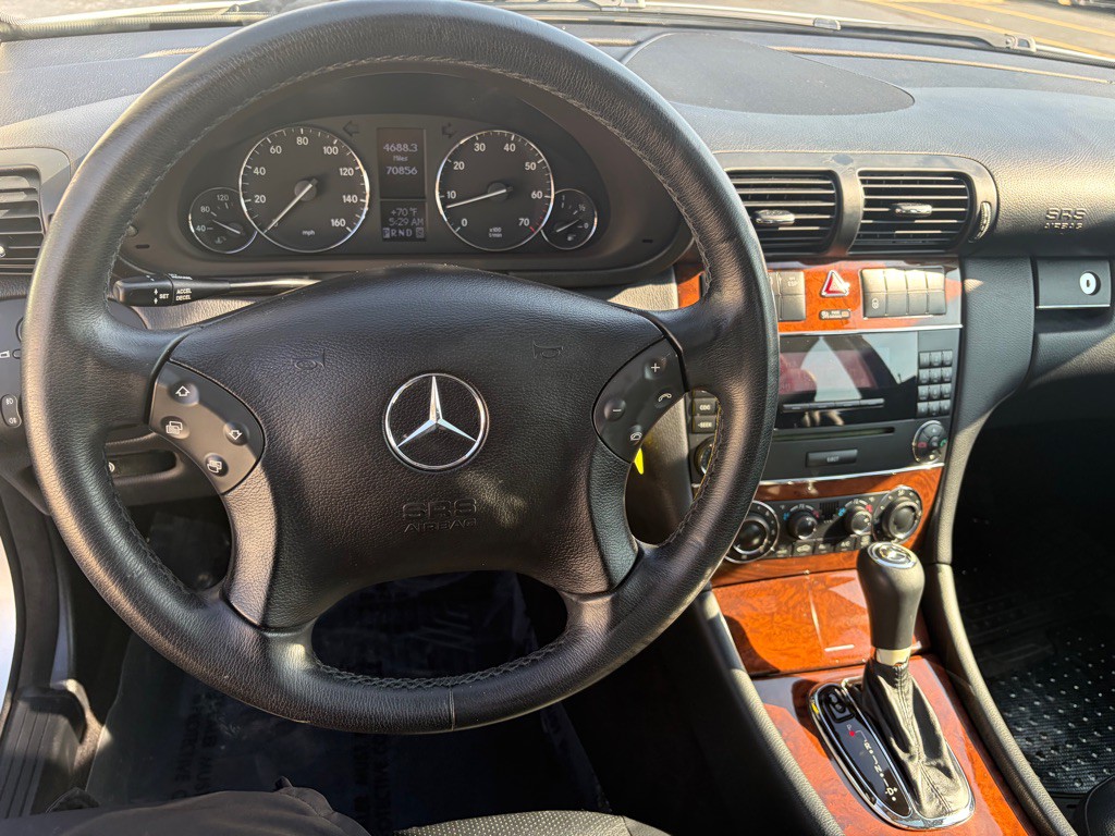 2006 Mercedes-Benz C-Class Image 28