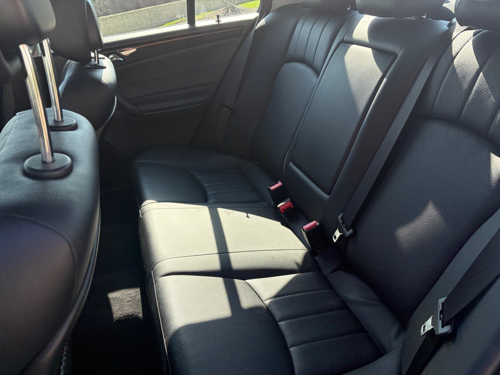 2006 Mercedes-Benz C-Class Image 42