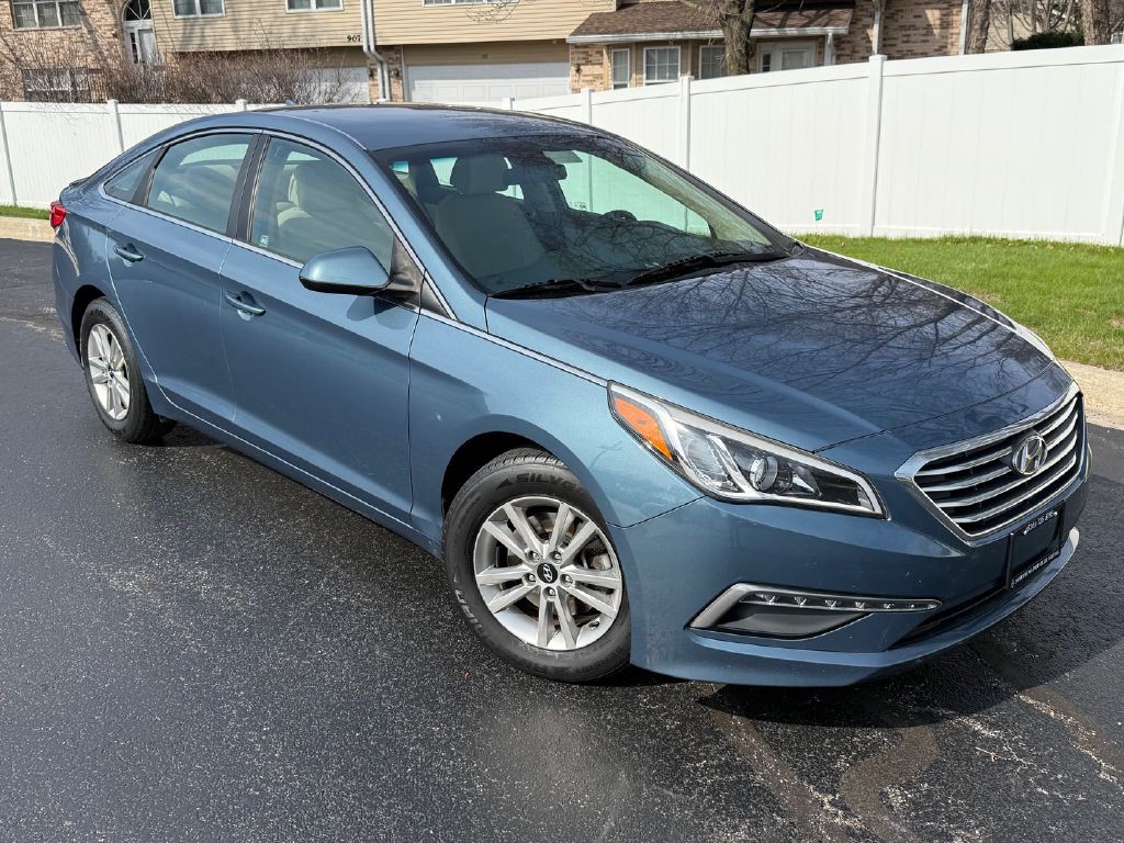 2015 Hyundai Sonata Image 1