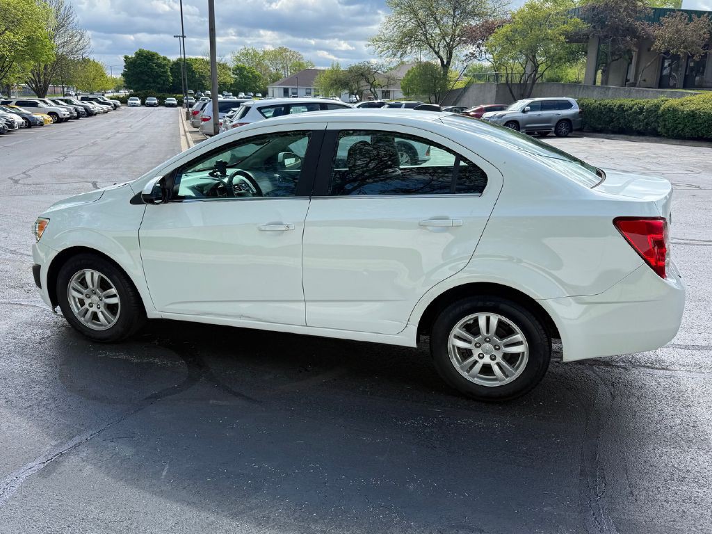 2016 Chevrolet Sonic Image 29