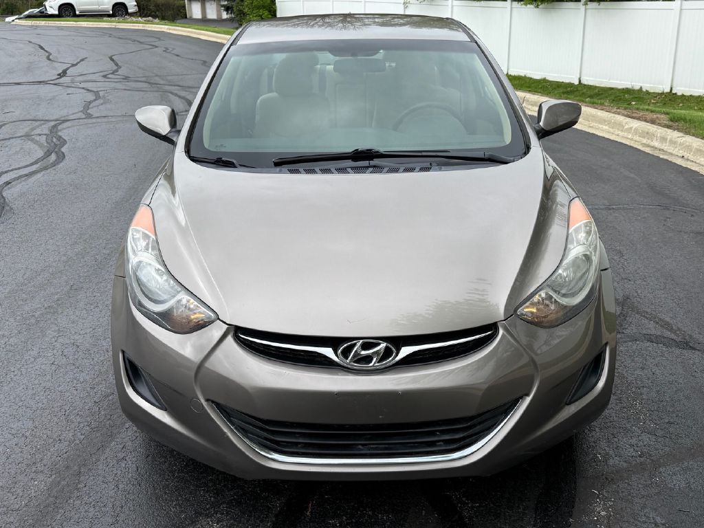 2011 Hyundai Elantra Image 5