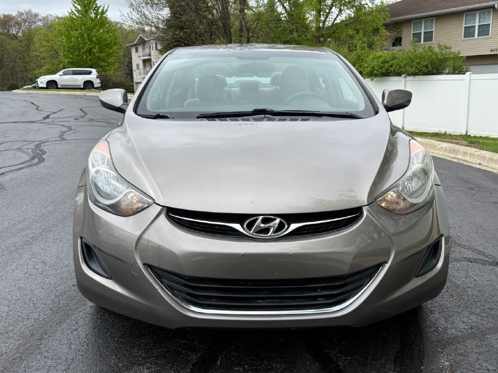 2011 Hyundai Elantra Image 11