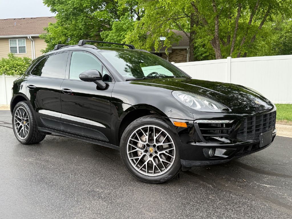 2018 Porsche Macan Image 2