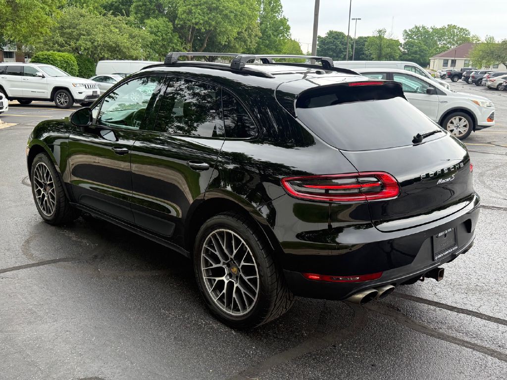 2018 Porsche Macan Image 7