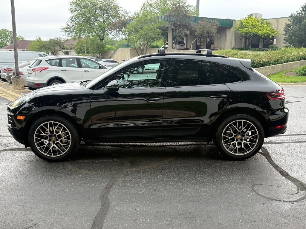 2018 Porsche Macan Image 8
