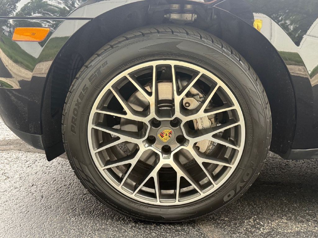 2018 Porsche Macan Image 34