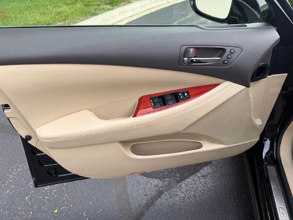 2007 Lexus ES Image 28