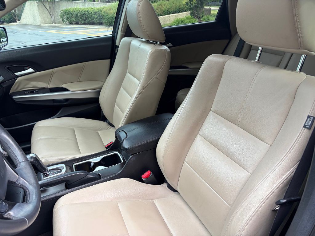 2013 Honda Crosstour Image 17