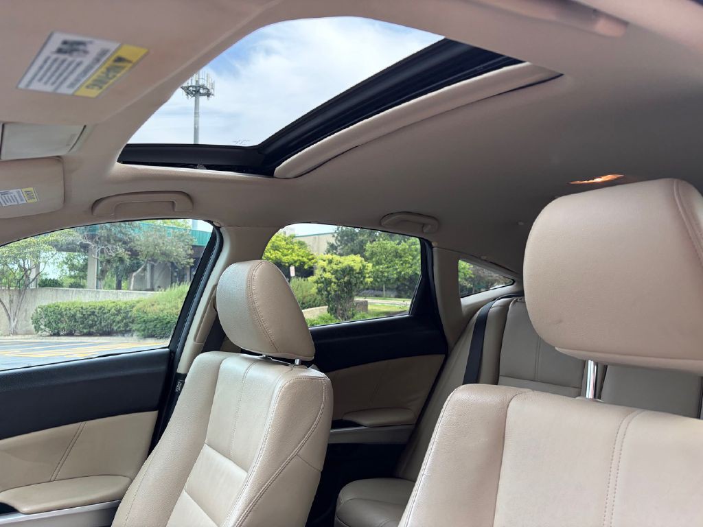 2013 Honda Crosstour Image 30