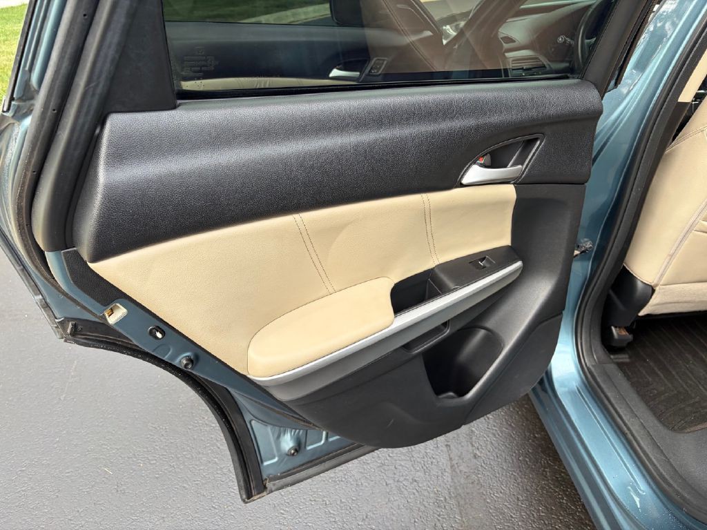 2013 Honda Crosstour Image 31