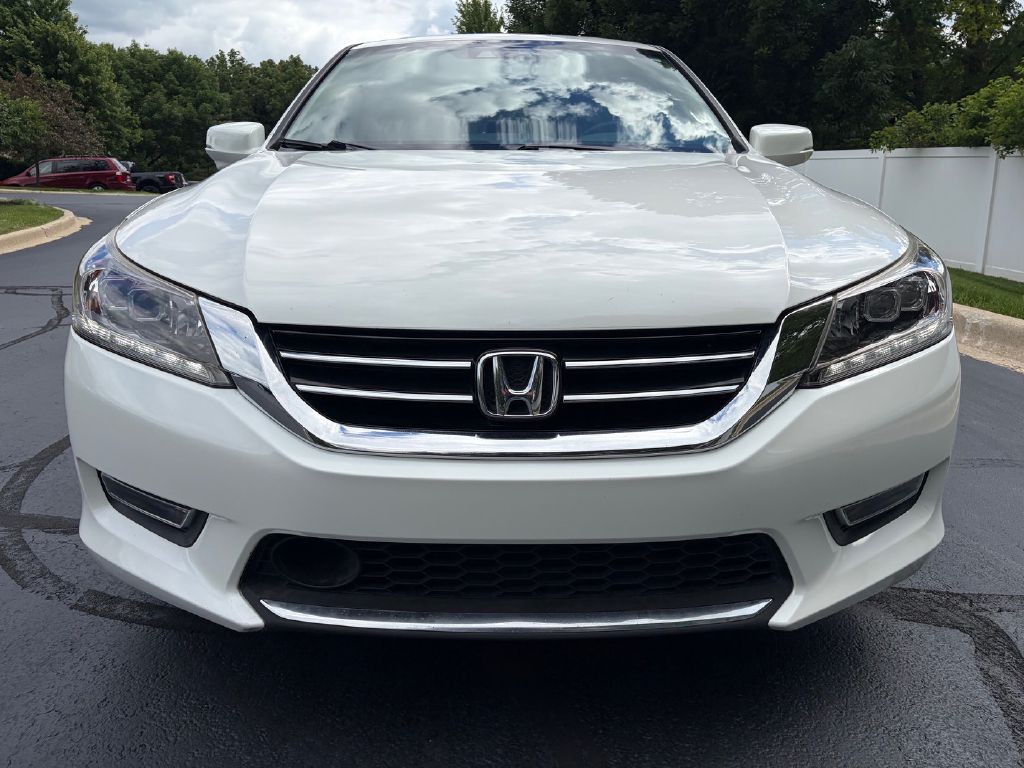 2013 Honda Accord Image 11