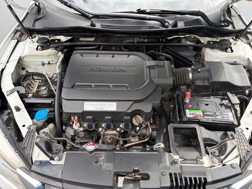 2013 Honda Accord Image 13