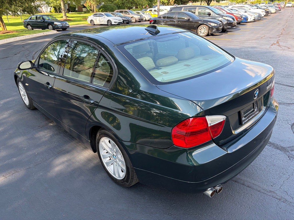 2007 BMW 3 Series Image 11