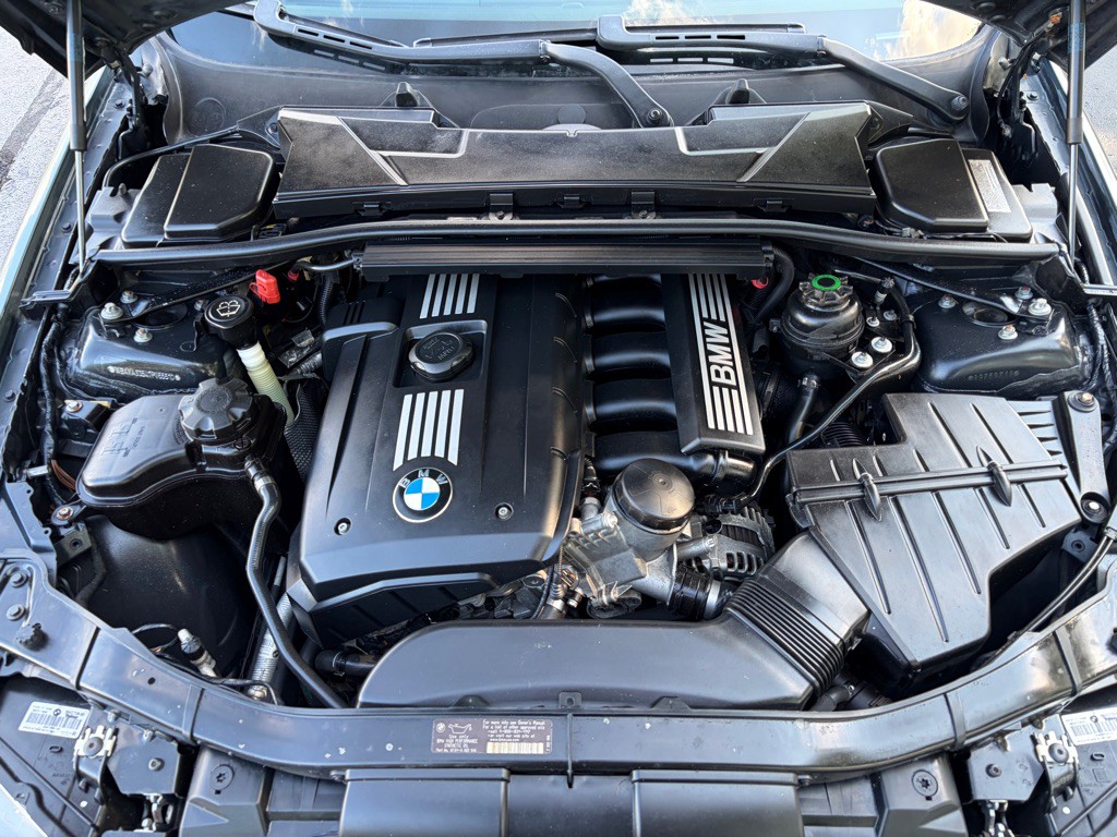 2007 BMW 3 Series Image 23