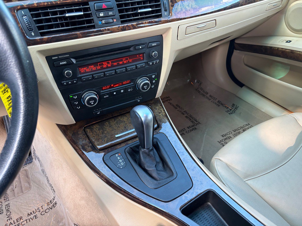 2007 BMW 3 Series Image 29