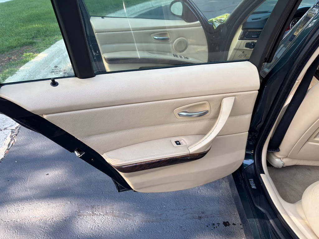 2007 BMW 3 Series Image 39