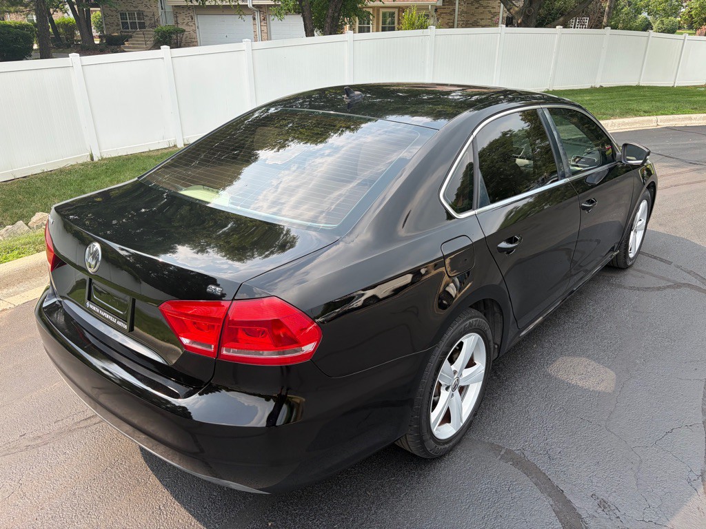 2013 Volkswagen Passat Image 7