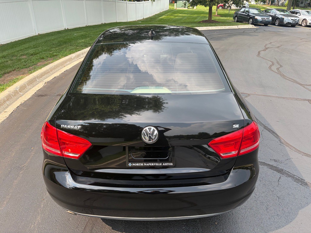 2013 Volkswagen Passat Image 9