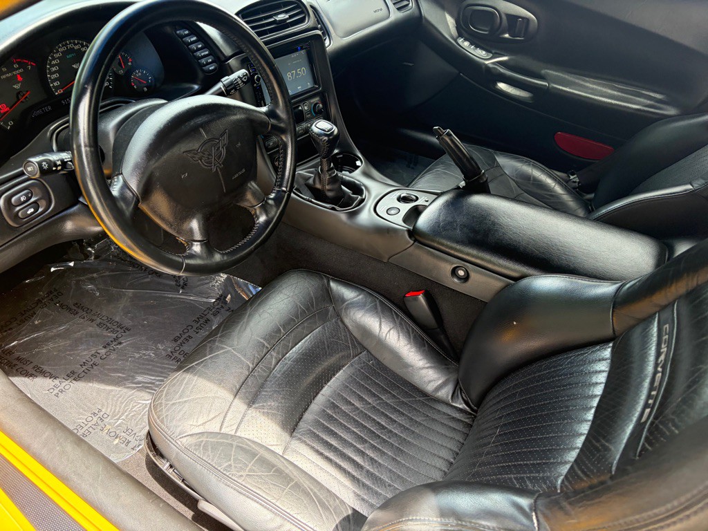 2004 Chevrolet Corvette Image 37