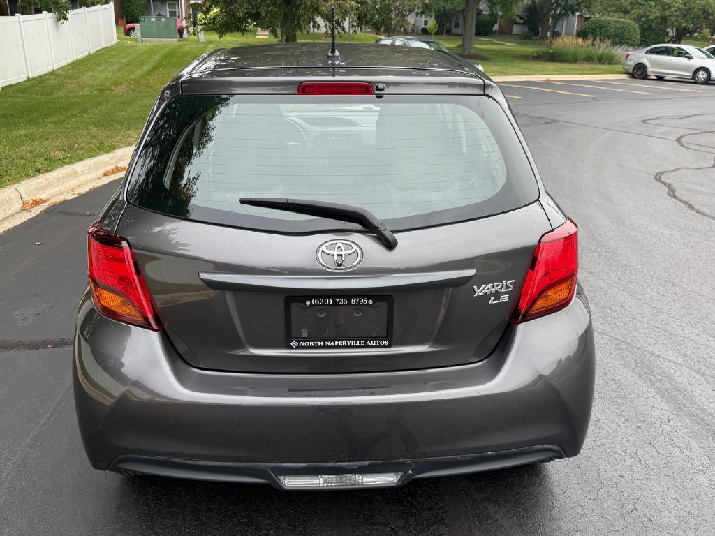 2017 Toyota Yaris Image 6