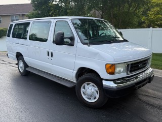 Image for 2005 Ford Econoline E350 SUPER DUTY ID: 7584636