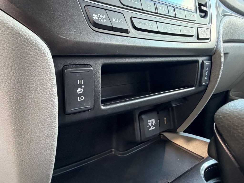 2016 Honda Pilot Image 32