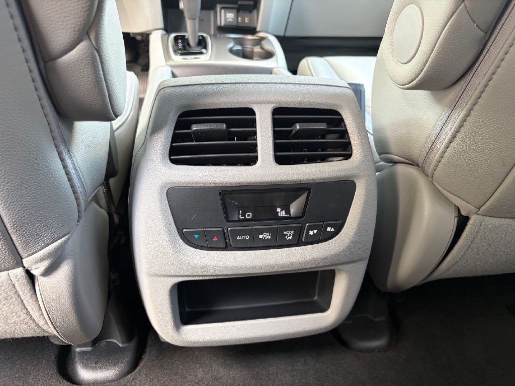 2016 Honda Pilot Image 44