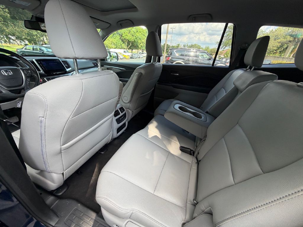 2016 Honda Pilot Image 45