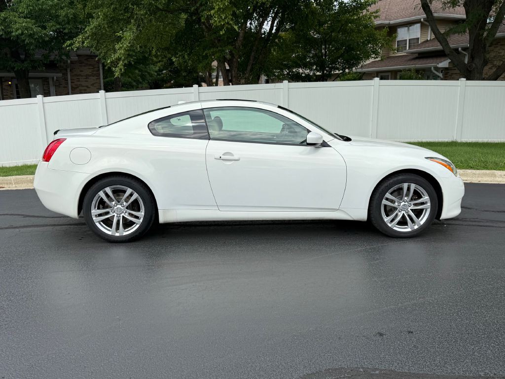 2009 INFINITI G37 Image 5