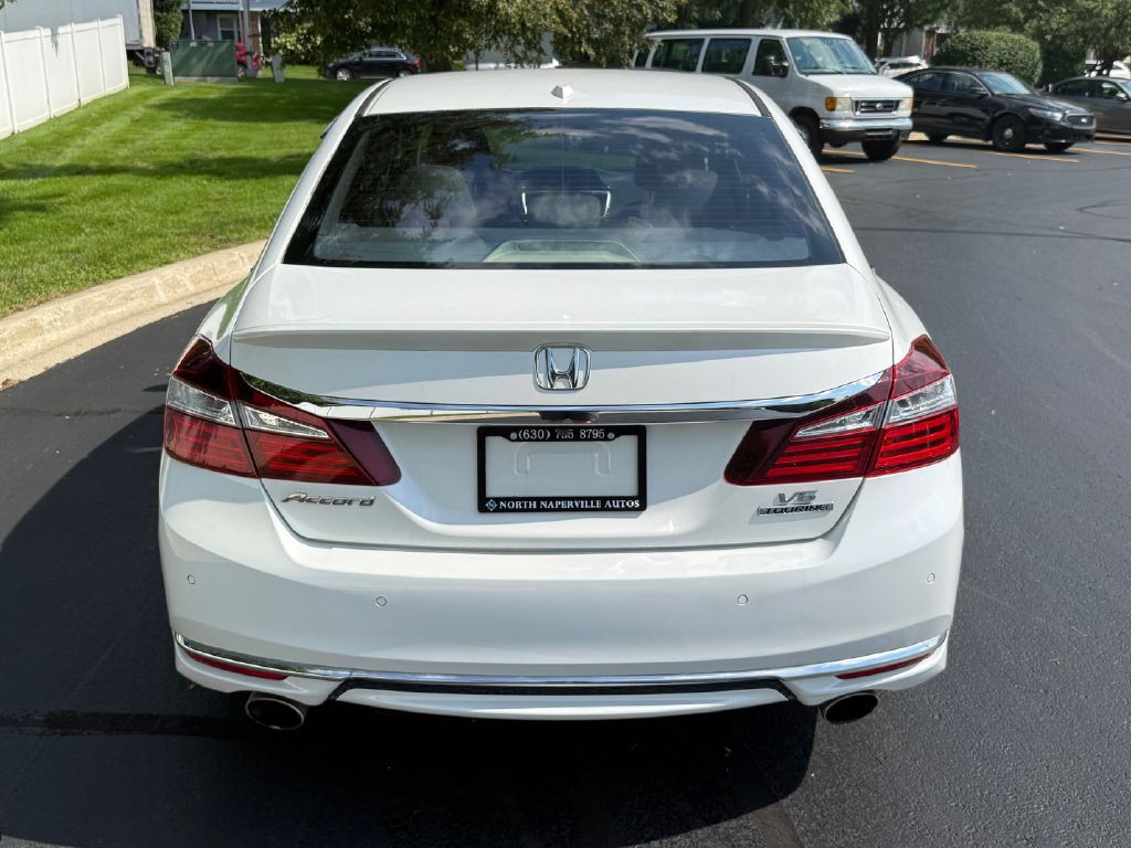 2016 Honda Accord Image 7