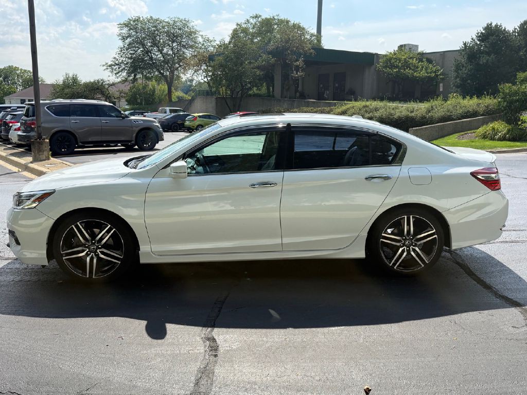 2016 Honda Accord Image 9