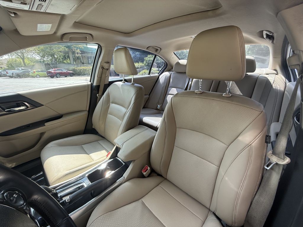 2016 Honda Accord Image 14