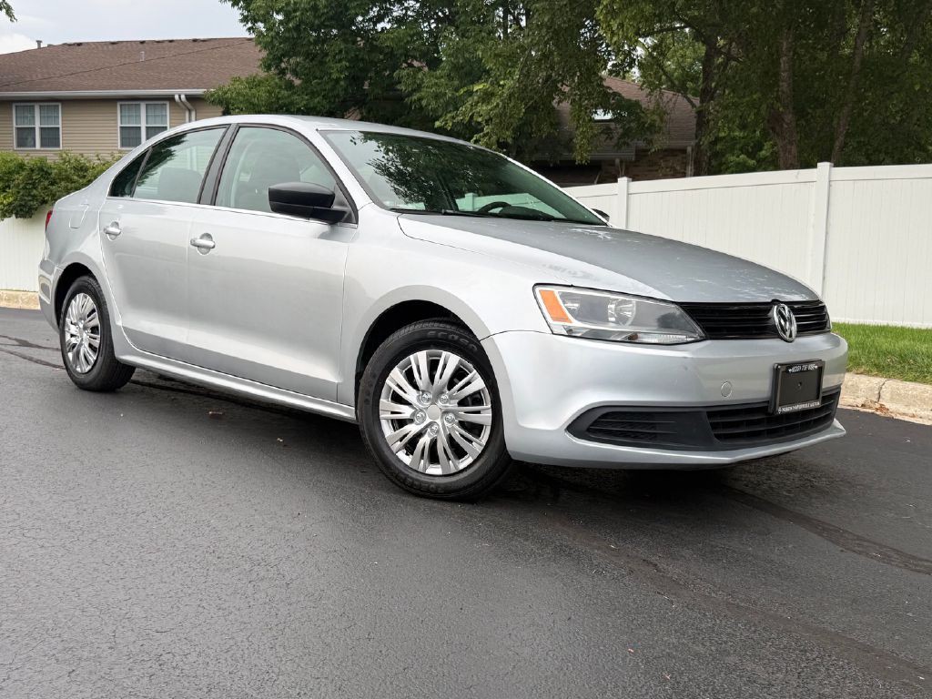 2014 Volkswagen Jetta Image 2