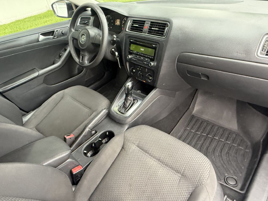 2014 Volkswagen Jetta Image 18