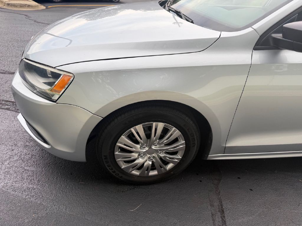 2014 Volkswagen Jetta Image 25