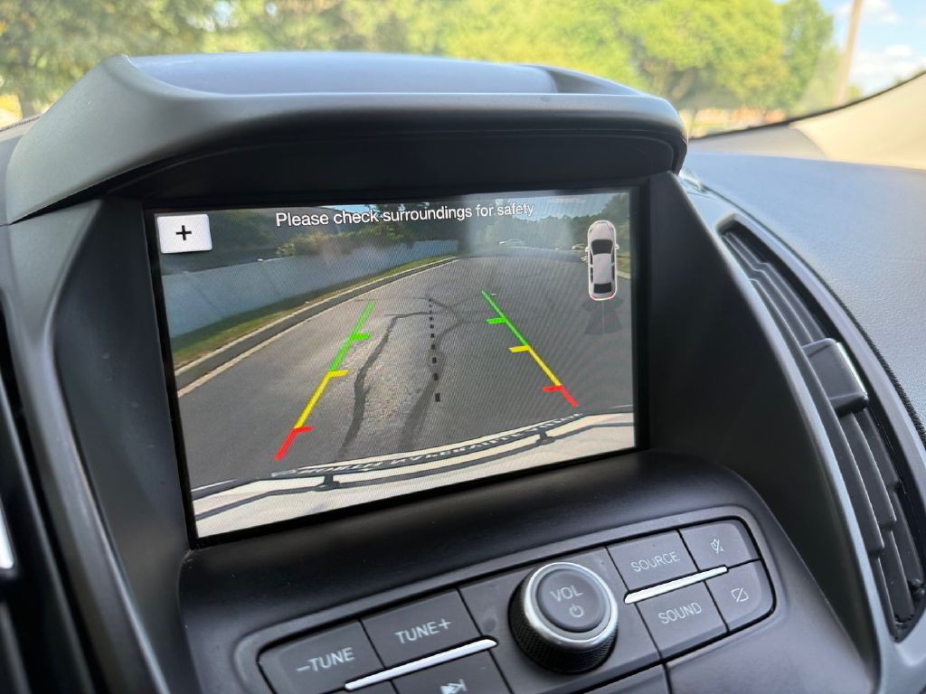 2019 Ford Escape Image 16