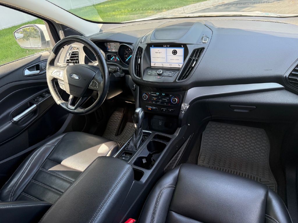 2019 Ford Escape Image 17