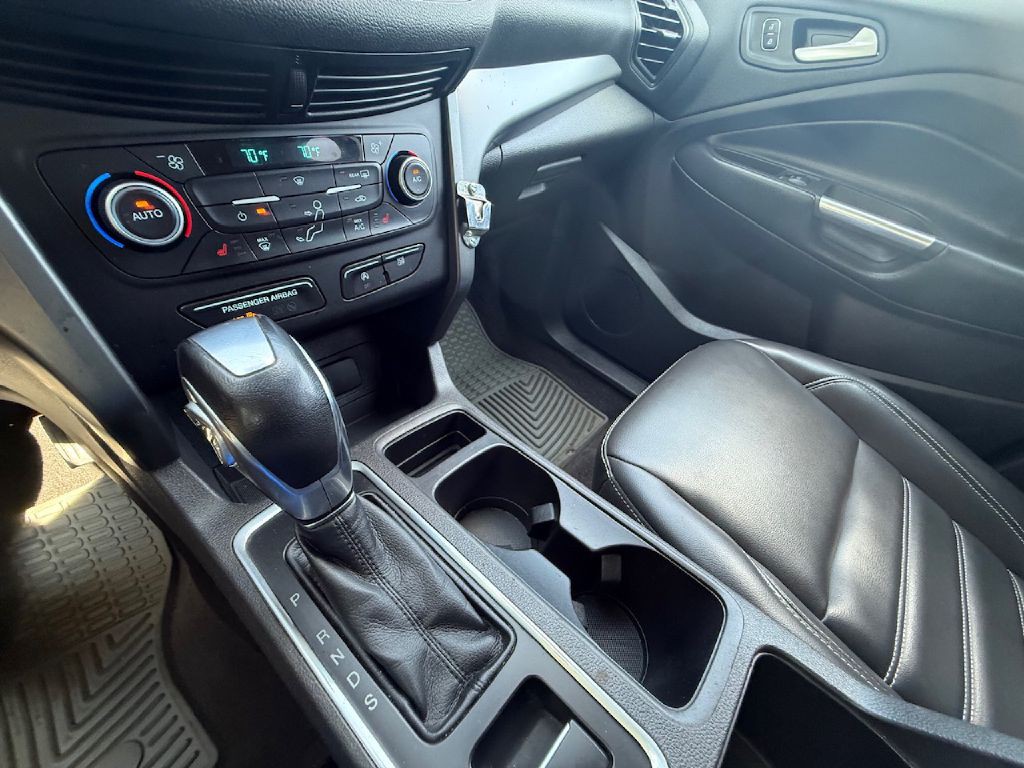 2019 Ford Escape Image 24