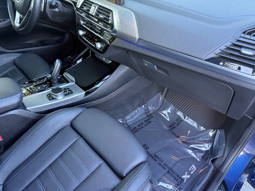 2018 BMW X3 Image 22