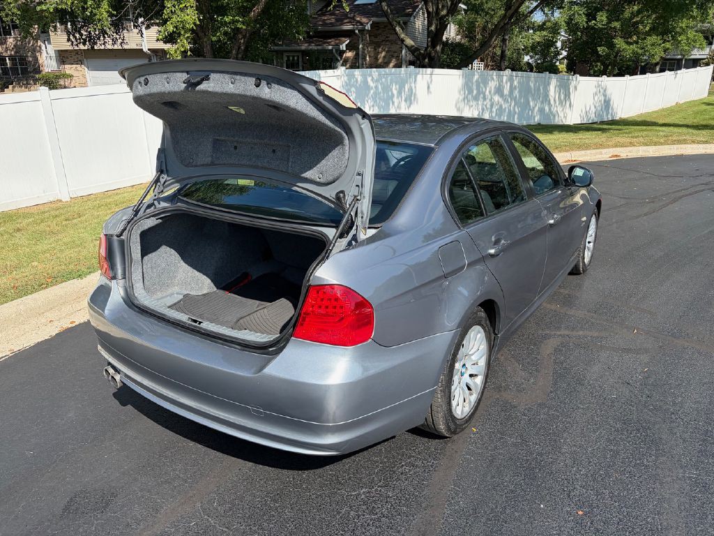 2009 BMW 3 Series Image 30